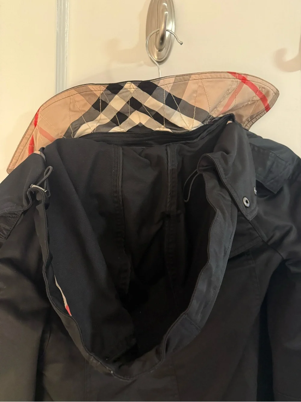 Burberry Black Trench Coat with Signature Check Cuffs - Picture 6 of 10